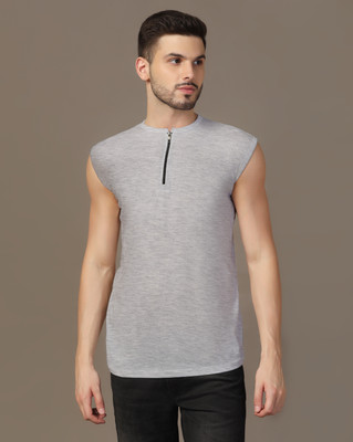 GEUM Solid Men Round Neck Silver T-Shirt