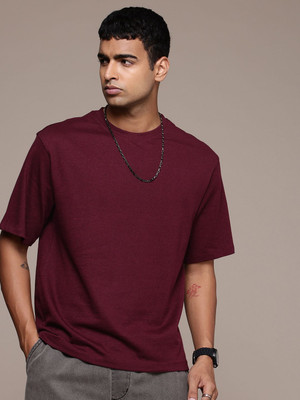 R.Code by The Roadster Life Co. Solid Men Round Neck Maroon T-Shirt