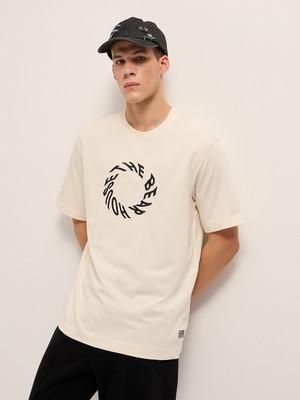 THE BEAR HOUSE Self Design Men Crew Neck Beige T-Shirt