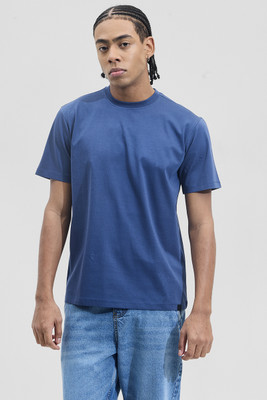 Snitch Solid Men Crew Neck Navy Blue T-Shirt