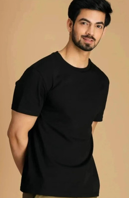 Jangoboy Solid Men Round Neck Black T-Shirt