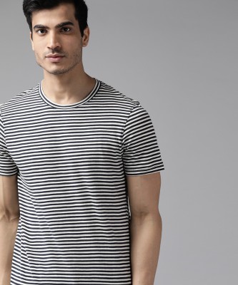 Roadster Striped Men Round Neck Black T-Shirt