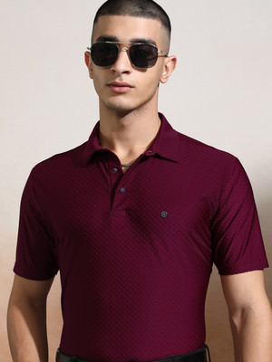 HIGHLANDER Self Design Men Polo Neck Maroon T-Shirt