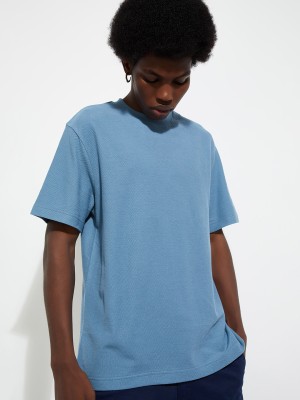 MAX Striped Men Round Neck Blue T-Shirt