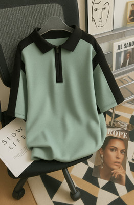 Try This Self Design Men Zip Neck Green T-Shirt