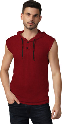 GEUM Solid Men Hooded Neck Maroon T-Shirt