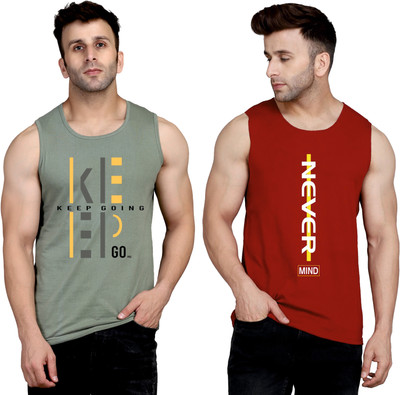 SLOWLORIS Printed Men Round Neck Light Green, Maroon T-Shirt