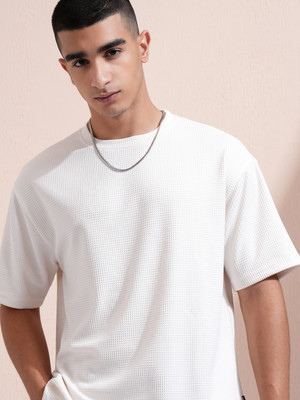 HIGHLANDER Self Design Men Round Neck White T-Shirt