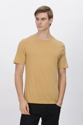 DOMIN8 Solid Men Round Neck Yellow T-Shirt