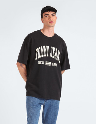TOMMY HILFIGER Printed Men Round Neck Black T-Shirt