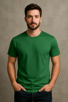experttshirt Solid Men Round Neck Green T-Shirt