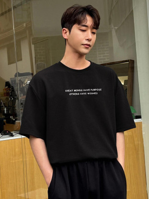 KOTTY Printed Men Boat Neck Black T-Shirt