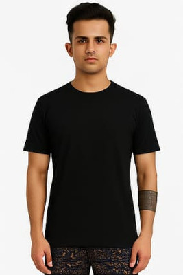 SHIMPEX Solid Men Round Neck Black T-Shirt