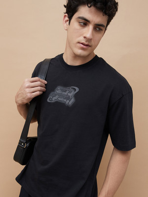 Forca by Lifestyle Printed Men Round Neck Black T-Shirt