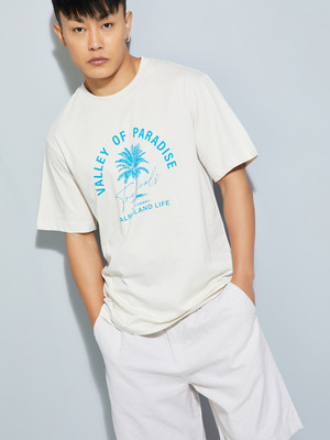 MAX Printed Men Round Neck Beige T-Shirt