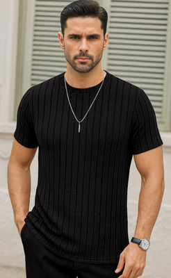 KAJARU Striped Men Round Neck Black T-Shirt