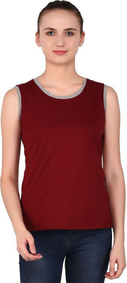 GEUM Solid Women Round Neck Maroon T-Shirt