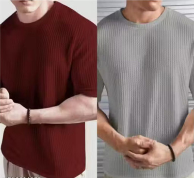 At Last Fashion Self Design Men Round Neck Maroon T-Shirt