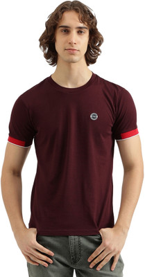 United Colors of Benetton Solid Men Round Neck Maroon T-Shirt