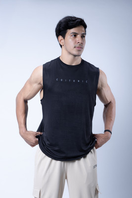 COITONIC Solid Men Round Neck Black T-Shirt
