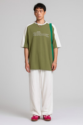 SIXTEENLINES Colorblock, Printed, Typography Men Round Neck Dark Green T-Shirt