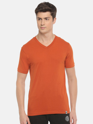 Macroman M-Series Solid Men V Neck Orange T-Shirt