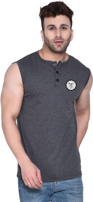 GEUM Printed Men Henley Neck Grey T-Shirt