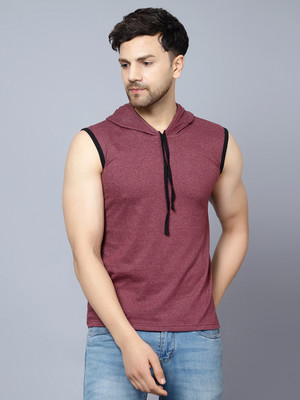 DIAZ Solid Men Hooded Neck Maroon T-Shirt
