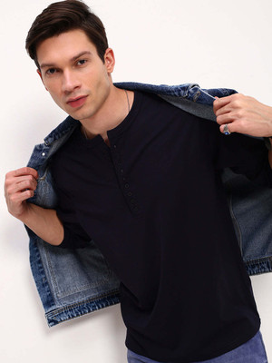 SHOWOFFFF Solid Men Henley Neck Navy Blue T-Shirt