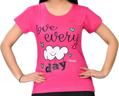 divvi fashions Typography Women Round Neck Pink T-Shirt