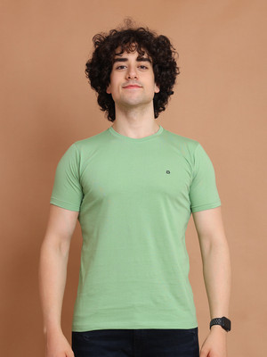 BERRYBLUES Solid Men Round Neck Green T-Shirt