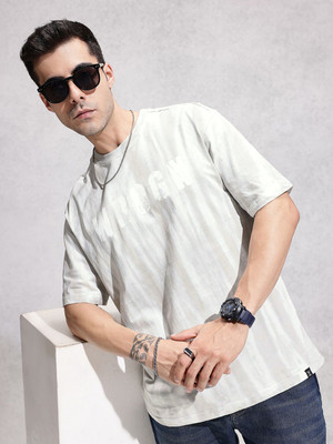 WROGN Diamante Print Men Round Neck Grey T-Shirt