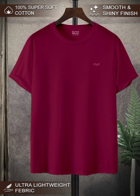 SUPERSQUAD Solid Men Round Neck Maroon T-Shirt