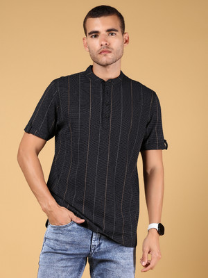 V-MART Printed Men Henley Neck Black T-Shirt
