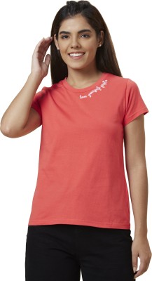 Globus Typography Women Round Neck Red T-Shirt