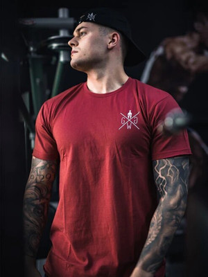 SPOWEARY Printed Men Round Neck Maroon T-Shirt