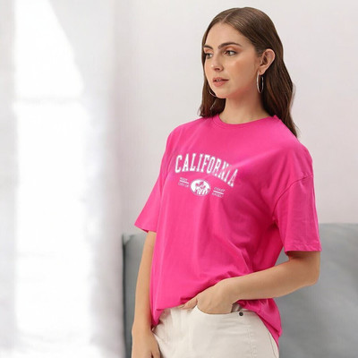 Shonisha Typography Women Round Neck Pink T-Shirt