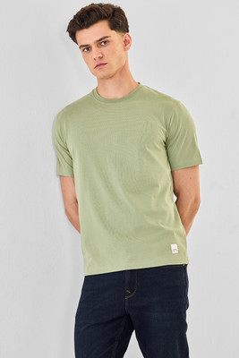 Snitch Solid Men Crew Neck Light Green T-Shirt