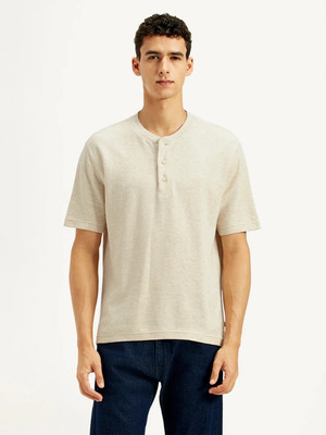 LEVI'S Solid Men Henley Neck Beige T-Shirt