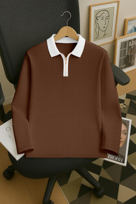 KAJARU Colorblock Men Zip Neck Brown T-Shirt