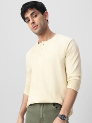 Urbano Fashion Solid Men Henley Neck Beige T-Shirt