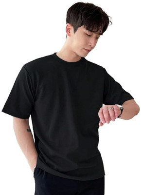 FASHNET FASHION Solid Men Round Neck Black T-Shirt