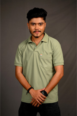 BANANI Solid Men Polo Neck Dark Green T-Shirt