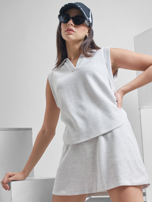 Tokyo Talkies Solid Women V Neck Grey T-Shirt