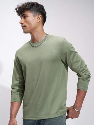 HIGHLANDER Self Design Men Round Neck Green T-Shirt
