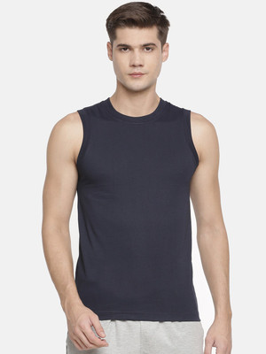 Macroman M-Series Solid Men Round Neck Navy Blue T-Shirt