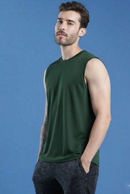 JB Jangoboy Solid Men Round Neck Dark Green T-Shirt