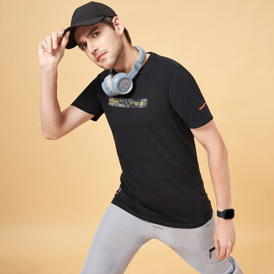 Ajile By Pantaloons Solid Men Round Neck Black T-Shirt