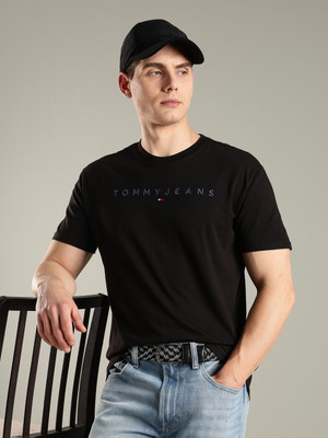 TOMMY HILFIGER Printed Men Round Neck Black T-Shirt