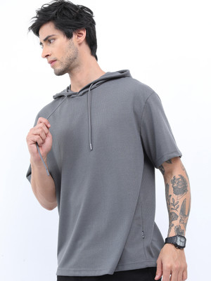 HIGHLANDER Solid Men Hooded Neck Grey T-Shirt
